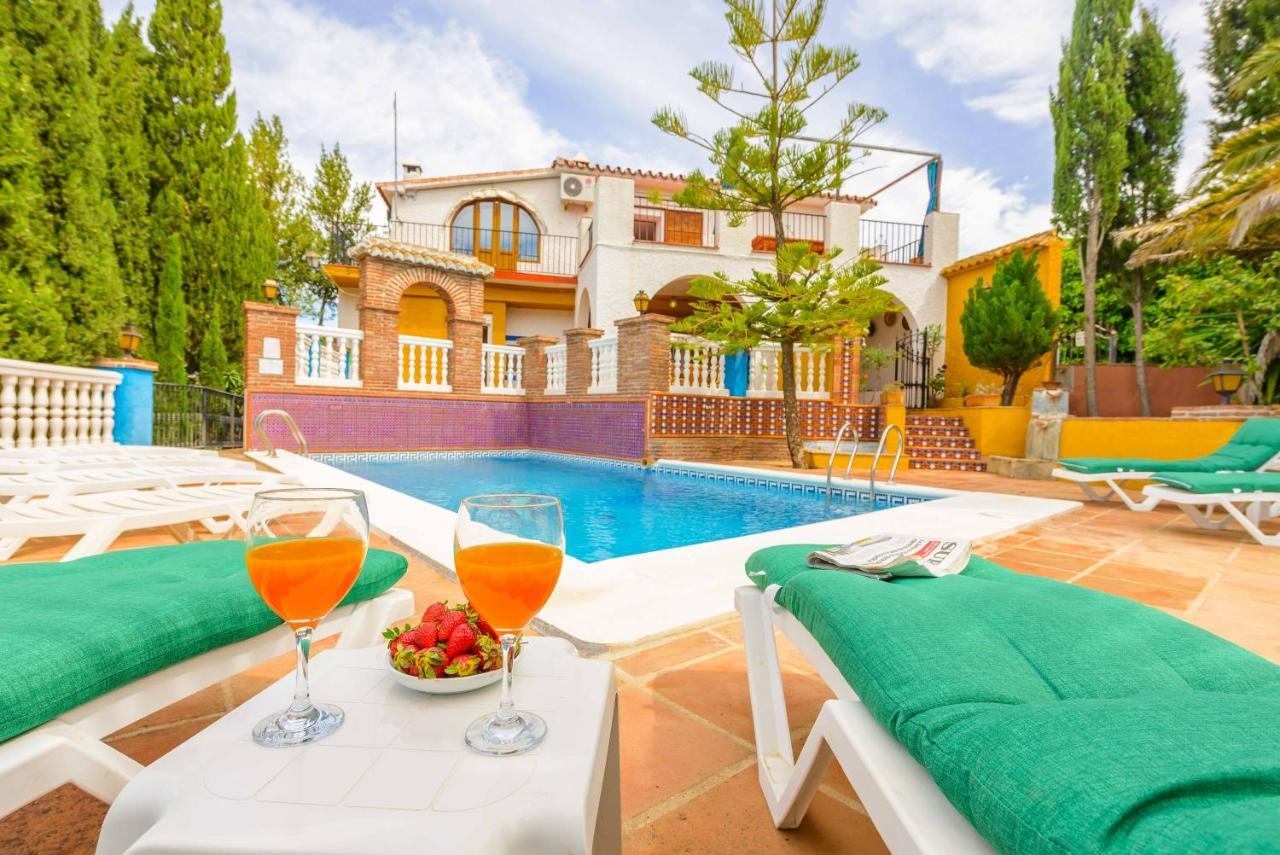 Casa Jardin Del Olivar Con Piscina Privada Alcaucín Εξωτερικό φωτογραφία