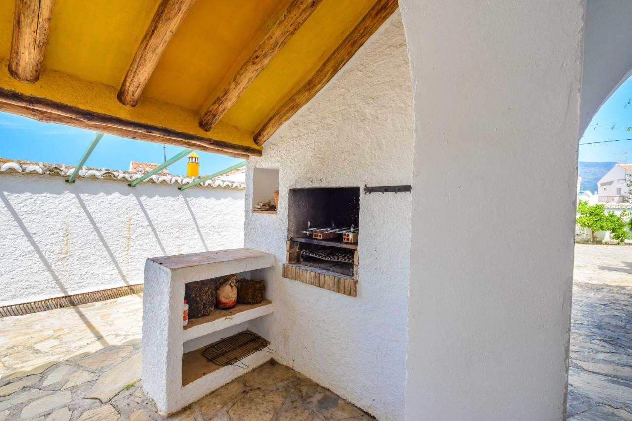 Casa Jardin Del Olivar Con Piscina Privada Alcaucín Εξωτερικό φωτογραφία