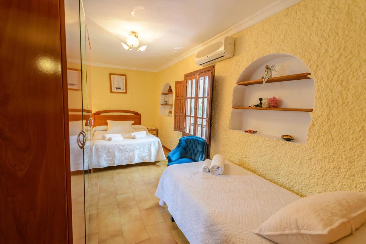 Casa Jardin Del Olivar Con Piscina Privada Alcaucín Εξωτερικό φωτογραφία